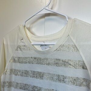 Curfew girls glittery top for the holidays, New Year’s Eve. Soft cotton. XL. ￼